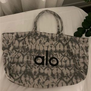 Alo Yoga Shopper Tote Tiedye